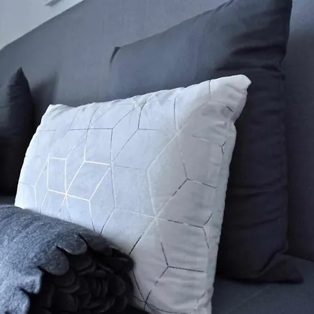 Holyhome White 201 Apartament